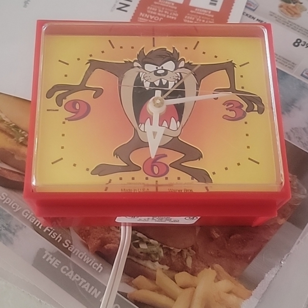 1994 Looney Tunes Westclox Taz Clock W/Alarm, see pics